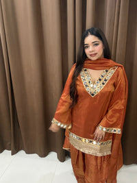 Zora Farshi salwar suit