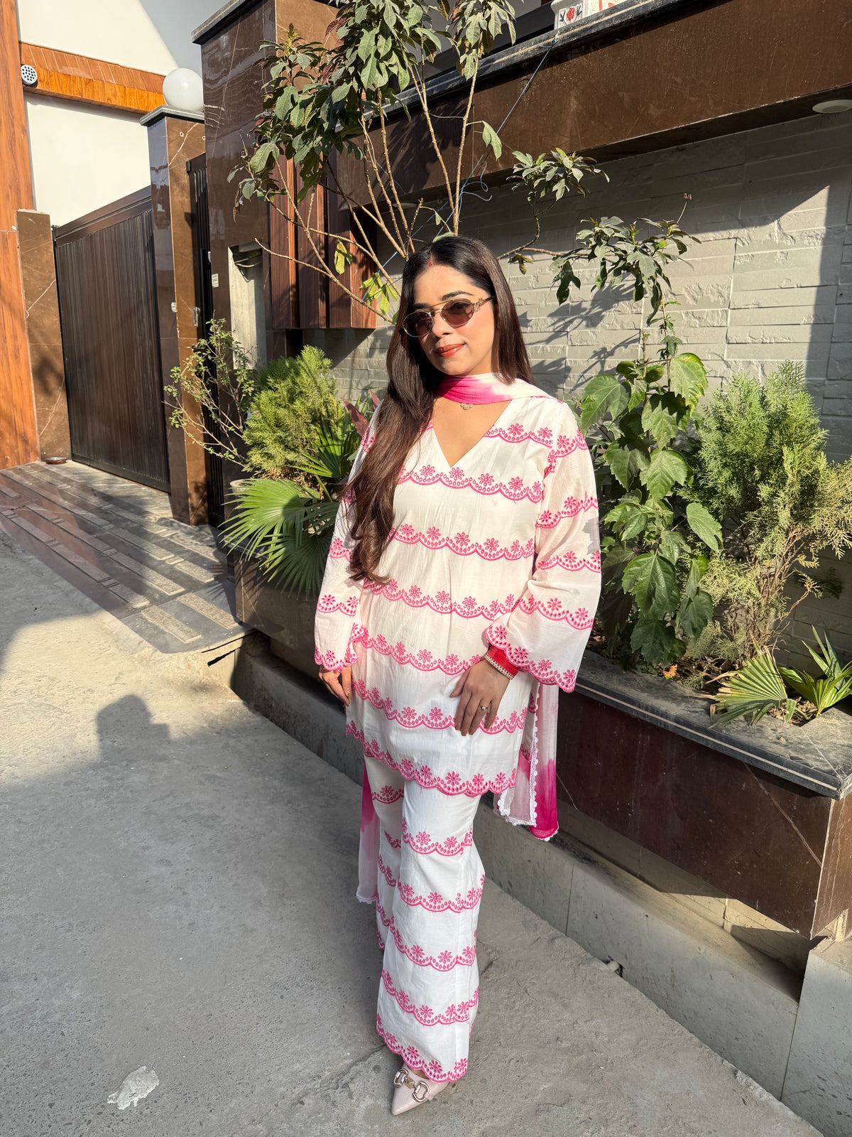 Tiara embroidery cotton suit