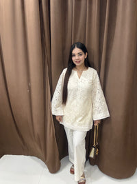 Ivory schiffli Cordset