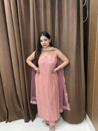 Heer three piece long suit