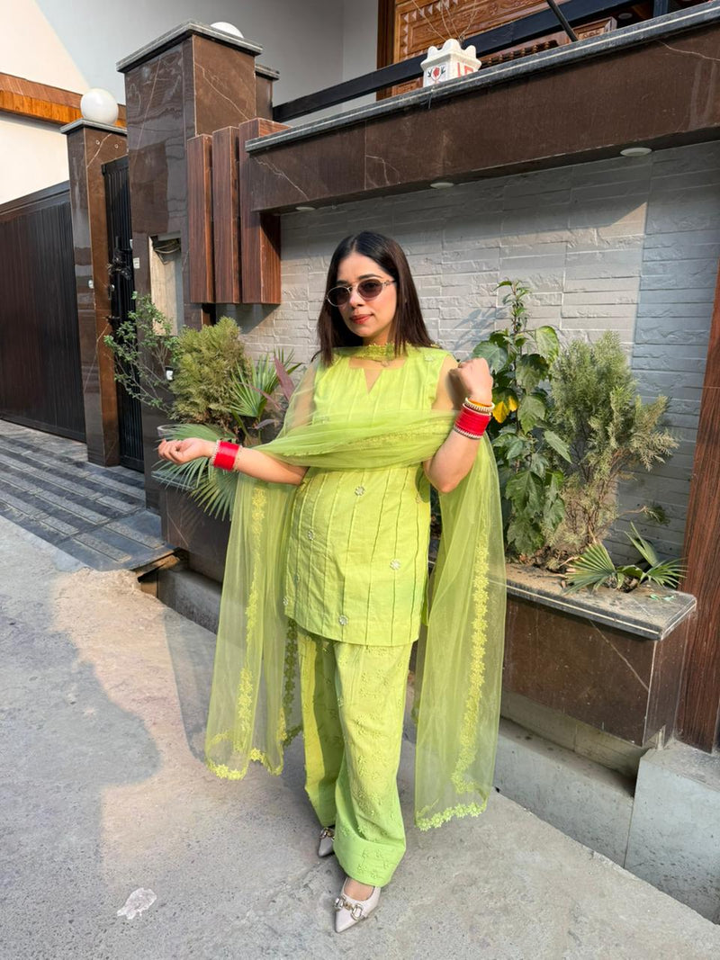 Floral Daisy cotton kurta suit | Green