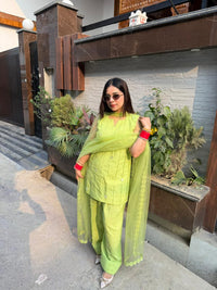 Floral Daisy cotton kurta suit | Green