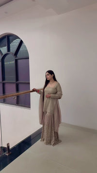 Nazaqat garara suit