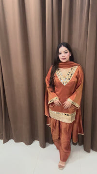 Zora Farshi salwar suit